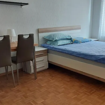 Appartement Gare-20-1 *