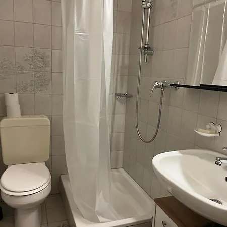 Gare-20-1 Apartment *